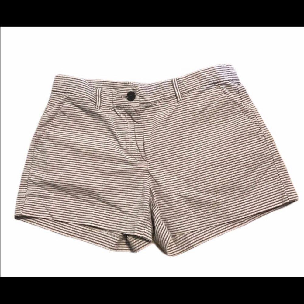 Khakis by Gap Size 0 Striped Shorts Grey & White